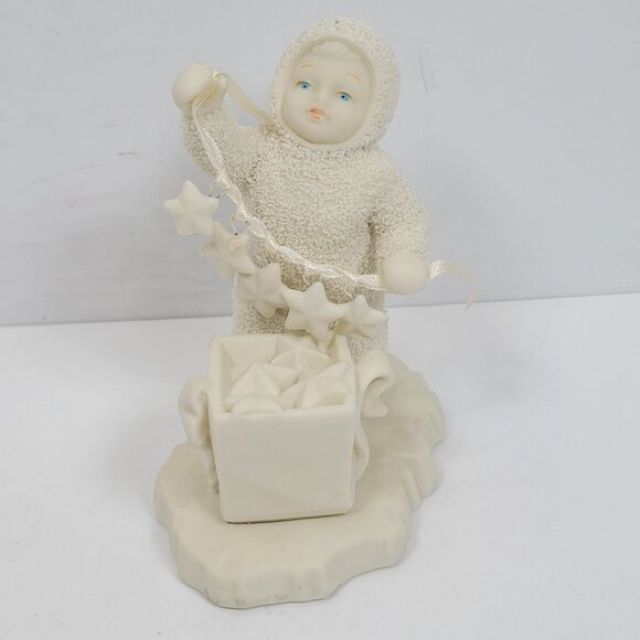 Department 56  Winter Tales Of The Snowbabies "Stringing Fallen Stars" - Picture 1 of 10